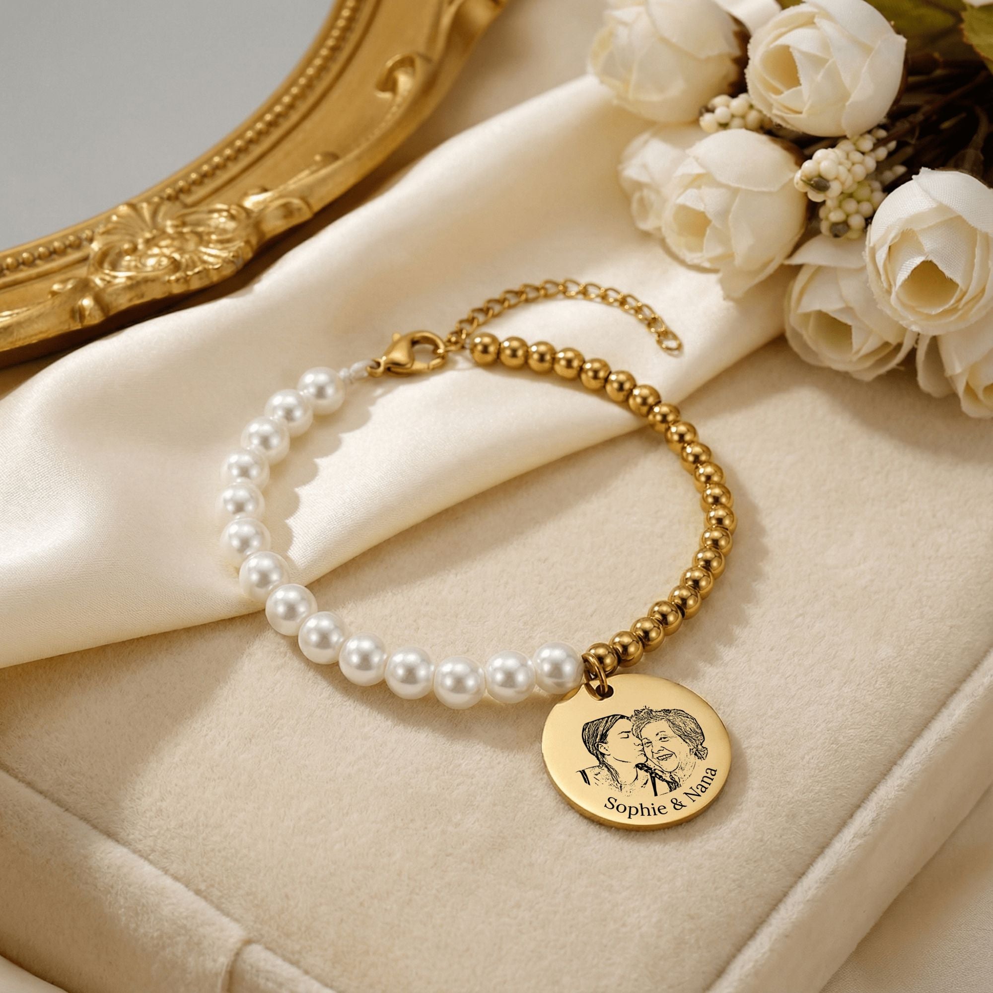 Premium Pearl & Gold Coin Bracelet: Mother of Pearl