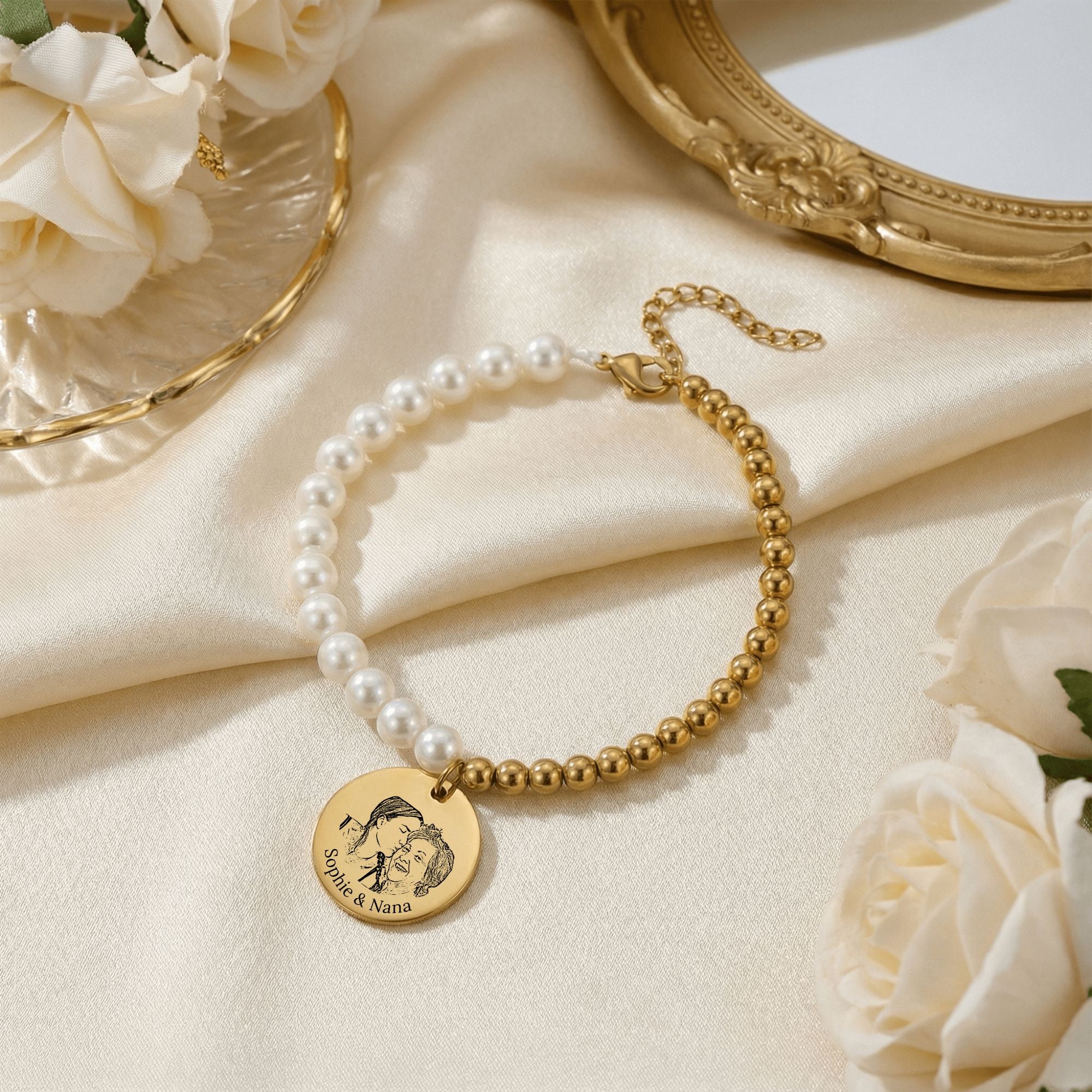 Premium Pearl & Gold Coin Bracelet: Mother of Pearl