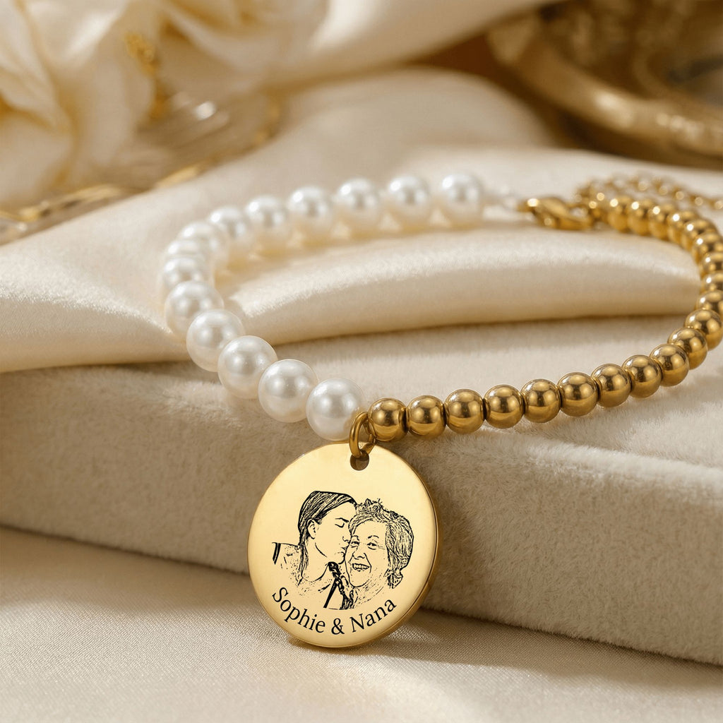 Premium Pearl & Gold Coin Bracelet: Mother of Pearl